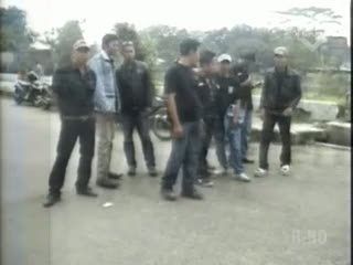 Sopir dan Ormas Hadang APTB