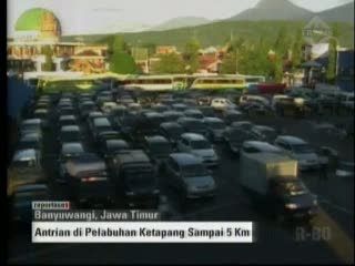 Antrian Pelabuhan Ketapang Sampai 5 Km