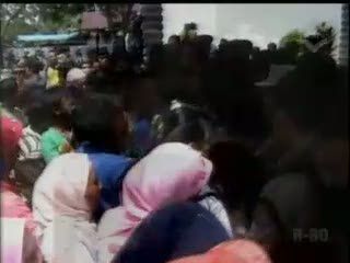 Ratusan Warga Demo Tuntut Ganti Rugi Lahan