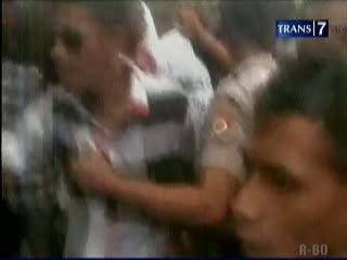 Ricuh Demo Tuntut Pengusutan Korupsi