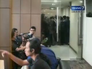 KPK Geledah Fraksi Partai Golkar