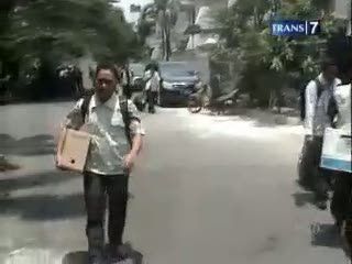 KPK Bongkar Paksa Rumah Rusli Zainal