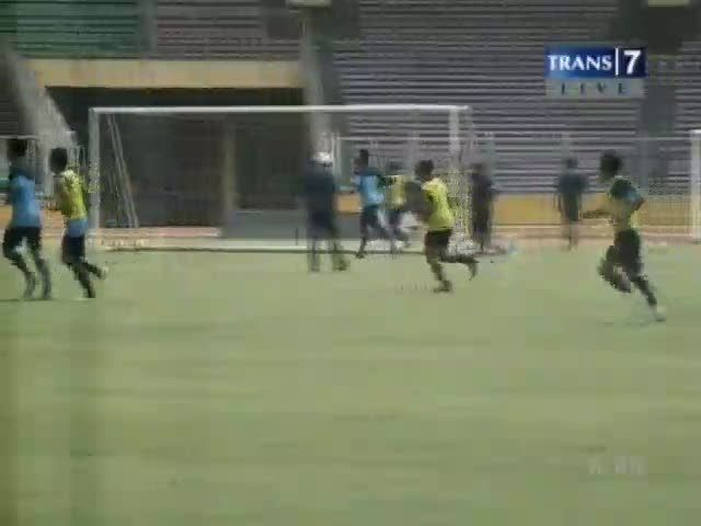 Latihan Timnas Jelang Laga Lawan Arab