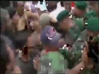 Eksekusi Rumah Dinas TNI Ricuh