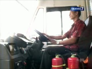Perbaikan Transportasi, Gaji Sopir TransJ Naik 3 Kali Lipat