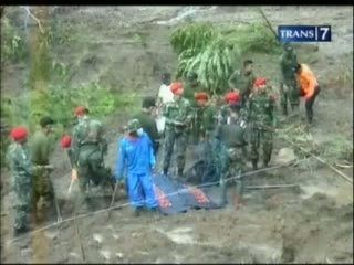 Korban Longsor Tanpa Kepala Ditemukan