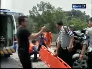 Tabrakan Maut Tol Cipularang, 2 Tewas