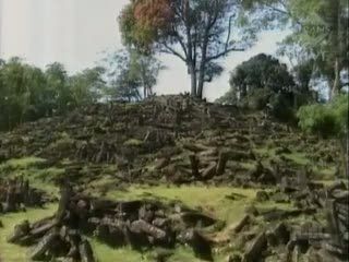 Misteri Gunung Padang Makin Terkuak
