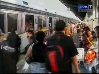 Tarif Baru KA Commuter Line