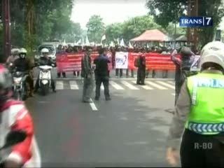 Unjukrasa, Buruh Blokir Jalan