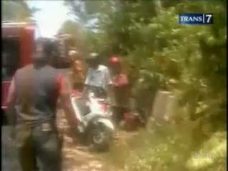 Kebakaran Hutan, Petugas Ditabrak Motor