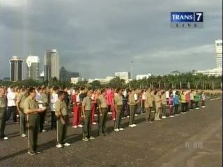 Dukung TNI, SBY Olahraga Bersama Prajurit