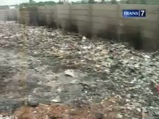 Minim Tempat Sampah, Lapangan Jadi TPS