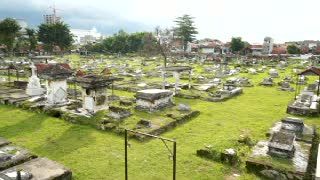 Makam Peneleh, Sisa-sisa Kemegahan Peninggalan Belanda