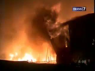 Puluhan Rumah di Jl Menteng Hangus Terbakar
