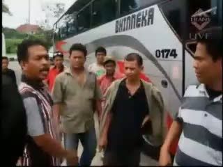 Solar Langka, Awak Bus Luapkan Kekecewaan di SPBU