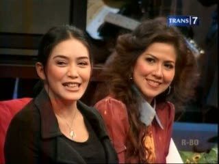 Perang Artis demi Mendongkrak Suara