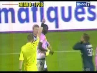 Becks Diusir Wasit, PSG Tetap Menang