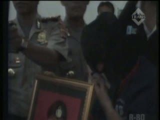 Wanita Pemalsu Uang Rp 1,2 T Ditangkap