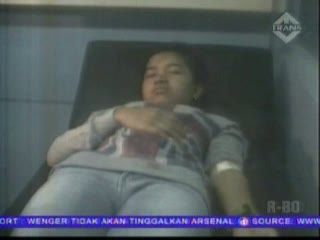 Salah Pakai Tali Sepatu, Siswi Dipukul Guru