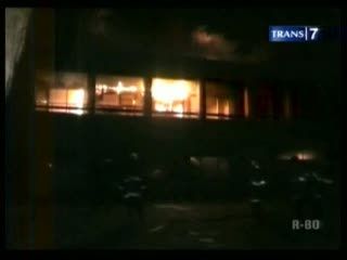 Pabrik Mebel dan 4 Ruko Hangus Terbakar