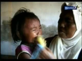 Ditinggal Orang Tuanya di Pasar, Balita Histeris