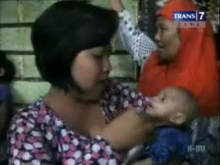 Bayi Ditemukan di Bak Pasir