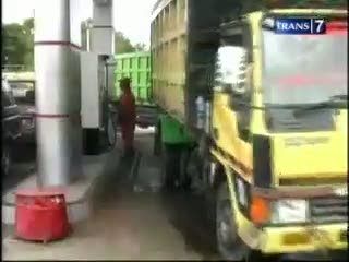 Kelangkaan BBM Subsidi, Sopir Terus Merugi