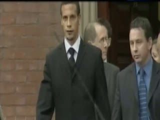  Rio Ferdinand Pensiun dari Timnas