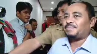 Jaksa Putar Percakapan Luthfi Hasan dan Fathanah