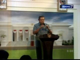 Presiden Umumkan KASAD dan Menkeu Baru