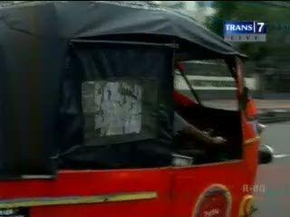 Peremajaan Bajaj Menekan Polusi Udara Ibukota