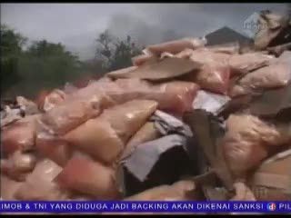 3 Ton Daging Ilegal Dimusnahkan 3 Ton Daging Ilegal Dimusnahkan