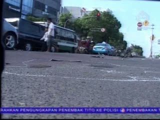 Pengendara Motor Tewas Tertabrak Bus Transjakarta