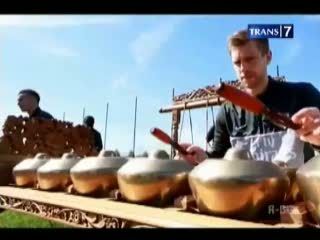 Pra Tur Asia, Punggawa The Gunners Belajar Gamelan