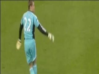 Liverpool Incar Mignolet, Mou Akan Lepas Ivanovic dan Luiz