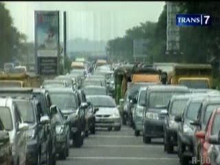 Libur Dimulai, Jalur Puncak Padat