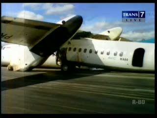 Pesawat Merpati Crash Landing