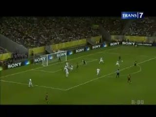Spanyol Catat Rekor, Suarez Raja Gol