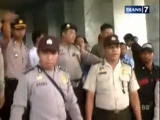 BBM Belum Naik, Beban Rakyat Berlipat