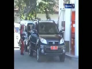 Mobil Plat Merah Isi BBM Bersubsidi