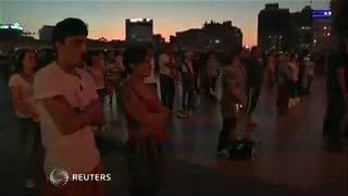 Berdiri Mematung, Cara Baru Unjuk Rasa di Turki