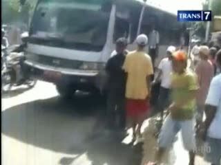 Sopir Sweeping Angkot di Beberapa Daerah