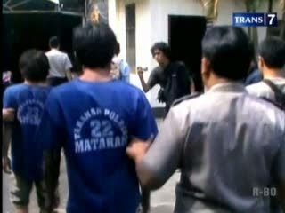 Mengaku Mahasiswa, 2 Pencuri Babak Belur Dihajar Warga