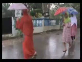 Dianggap Pilih Kasih, Janda Lansia Lepo-lepo Geruduk Kantor Lurah