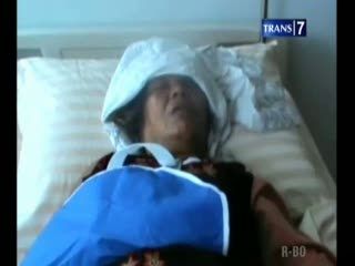 Ditawari Zakat, Nenek 70 Tahun Dirampok