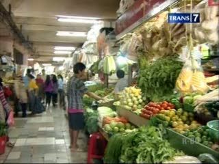 Operasi Pasar Salah Sasaran?