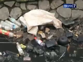 Mayat Bayi Ditemukan Mengapung di Sungai