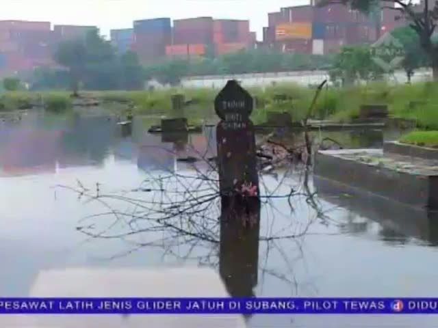 Pemakaman Semper Terendam Banjir