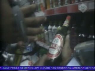 Razia Minuman Keras dan Petasan Jelang Ramadan